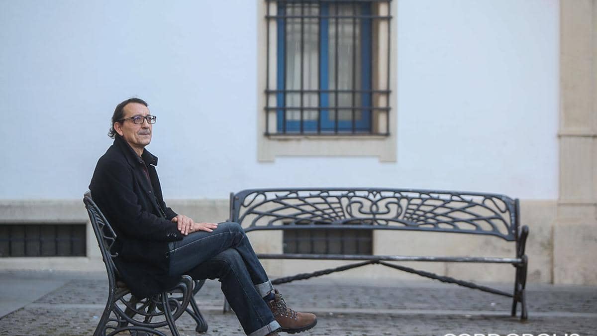 La prolongée adolescence : Un regard sur le livre de Yonka Zarco